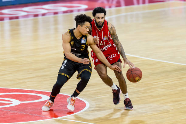 他们是最后 他们是最后