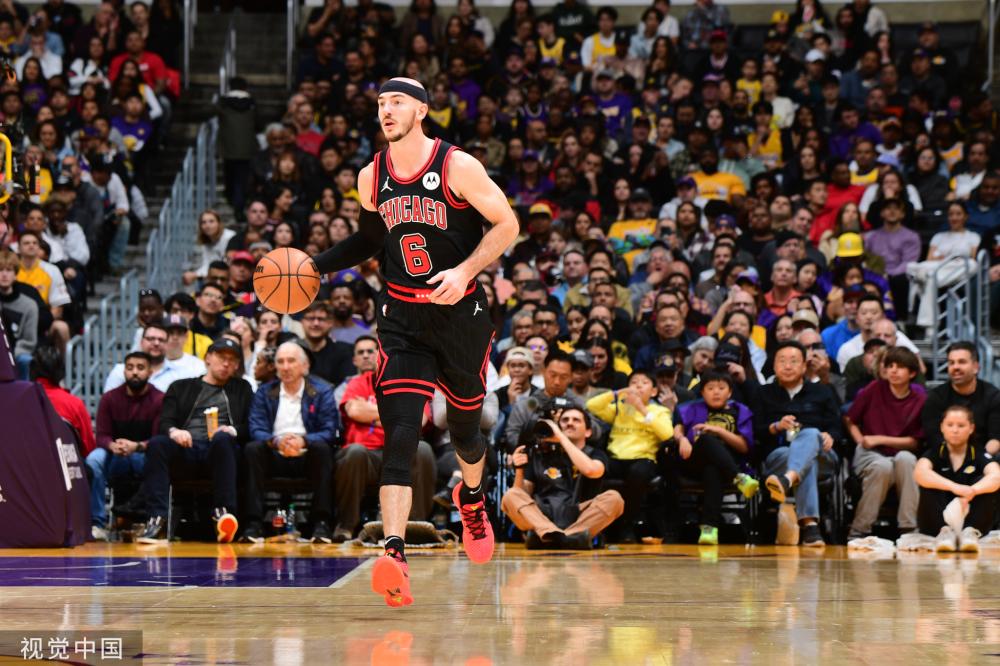 球进攻方面 球进攻方面