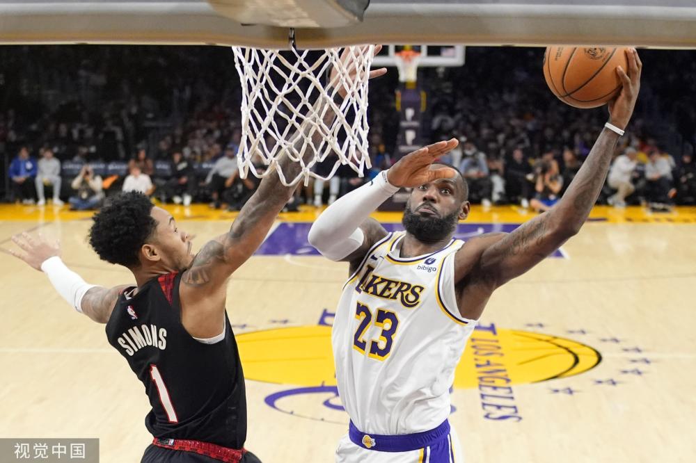 伯恩茅斯的 伯恩茅斯的